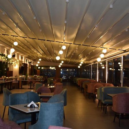 Rose White Hotel Jeddah Exterior photo